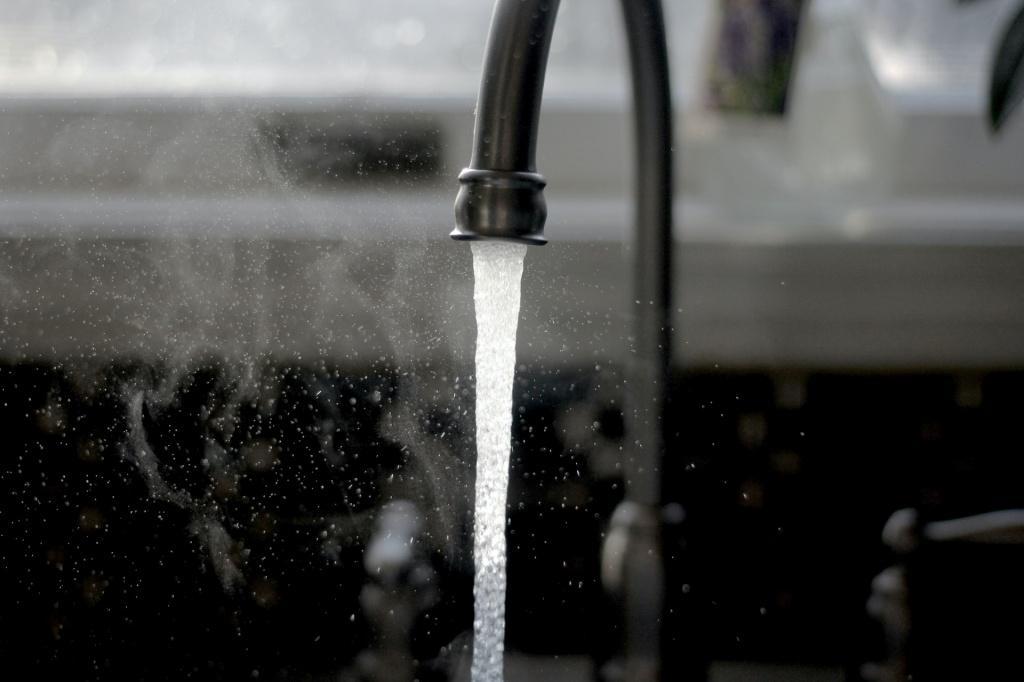 Установка системы фильтрации — метод профилактики отравления водой, фото